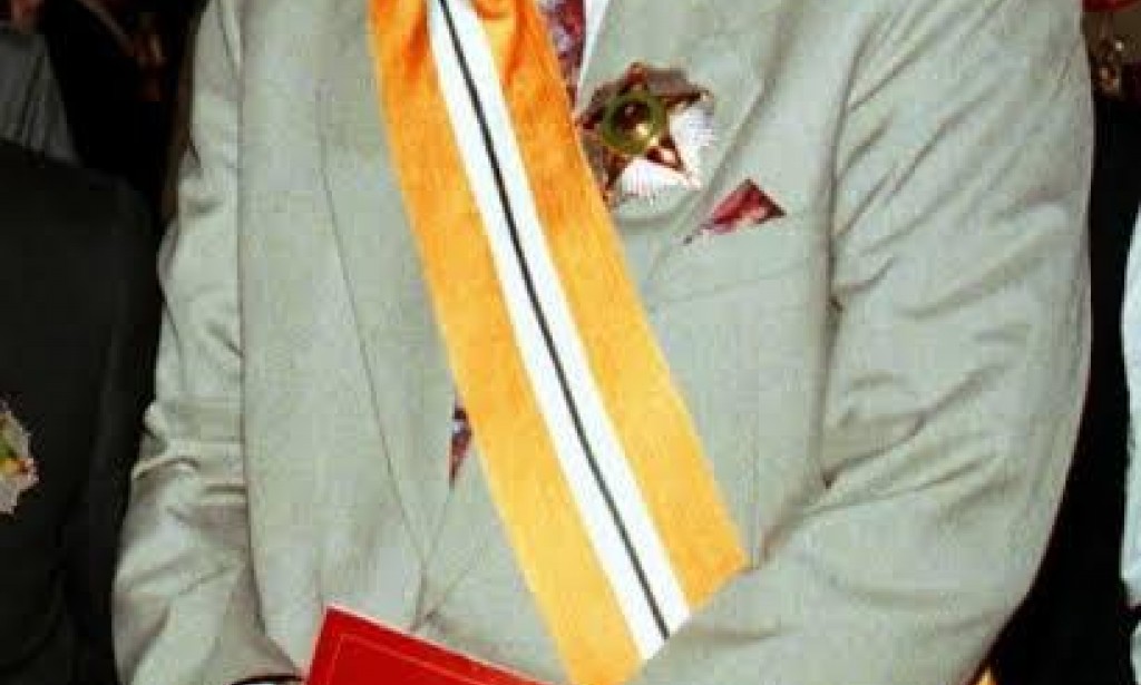 Dr. Khan's nuclear achievement should be made part of the curriculum!!