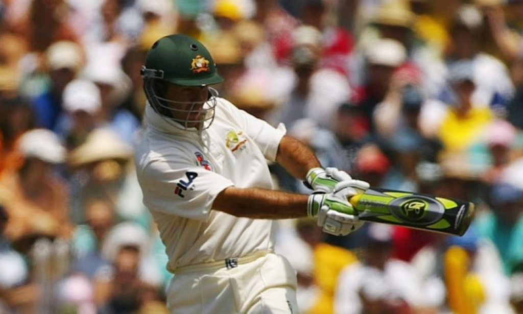 Interesting facts about cricket bat: When a batsman has to change the rules of cricket bat