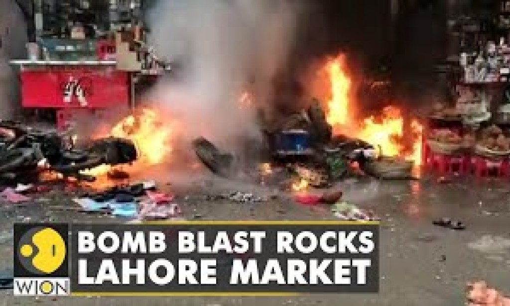 Heart tearing incident happened in Lahore Anarkali Bazar!