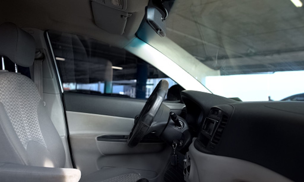 How to unlock your car if the keys are left inside? Different possible tricks