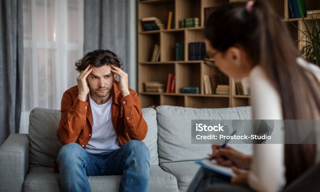 Handling the Complicated World of Mental Health: Knowledge, Assistance, and Self-Management