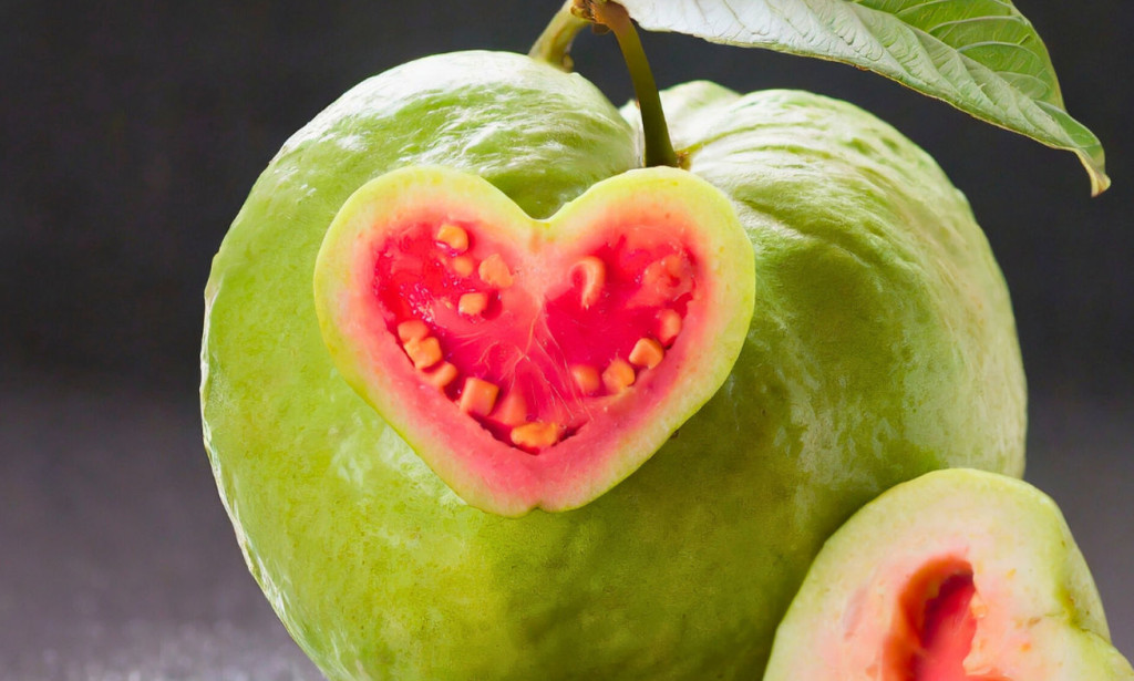 Top 13 Winter Wonders: Unveiling the Health Benefits of Guava for a Nourished Well-being: