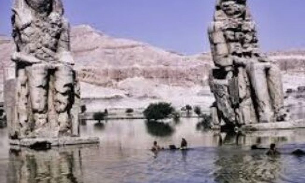 There is an off-base thing in our set of experiences. "There should be some kind of problem with our set of experiences.