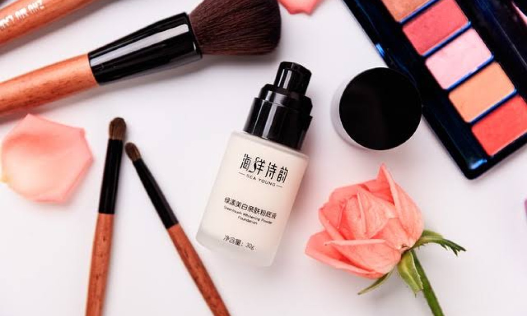 The Results of Over-the-top Cosmetics Use on Your Skin.The Effects of Excessive Cosmetics Use on Your Skin.