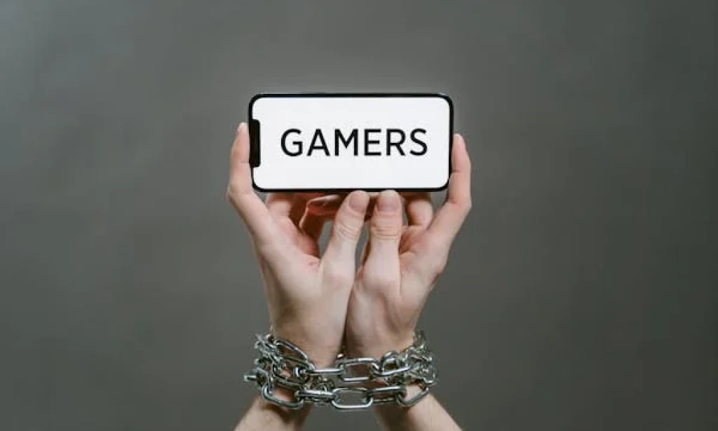 Social Media Addiction: The Dangerous Effects on Society digital balance.