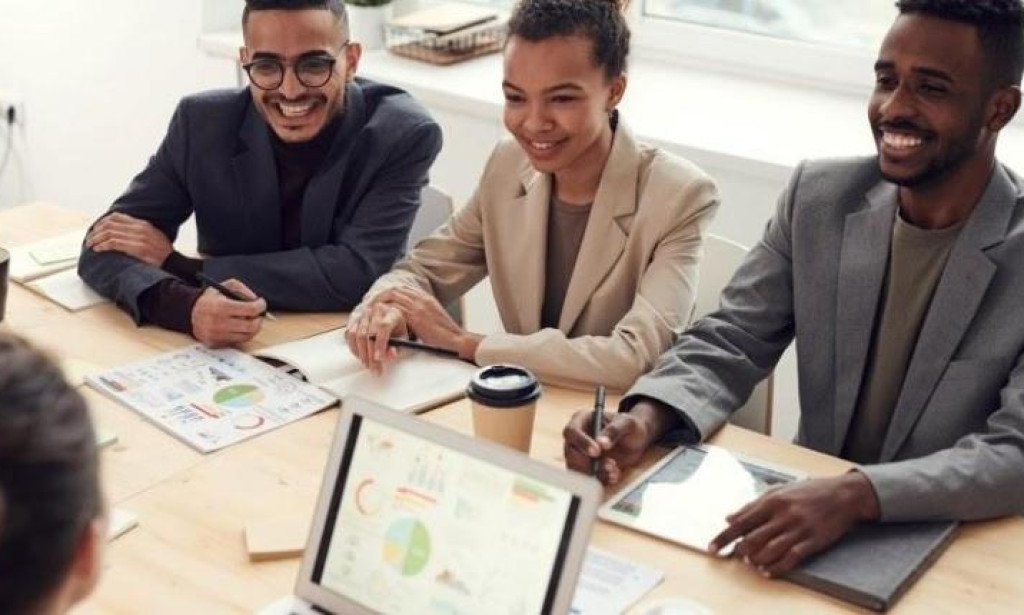 محفوظ فوری پوزیشن کھولیں - گھر سے منافع بخش کام کی تحقیقات کریں اس مقام پر دروازے کھولیں قابل رسائی