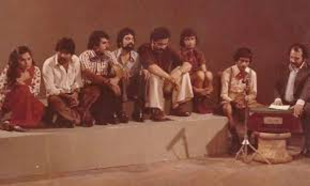 "50 50" – The Legendary Pakistani Comedy Show   "50 50" was one of the most iconic and beloved comedy shows in Pakistan’s television history