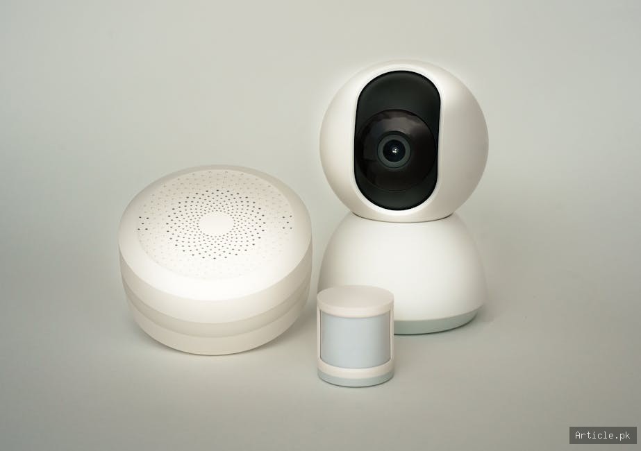Home Security Systems: Complete Guide to Protecting Your Home in 2026