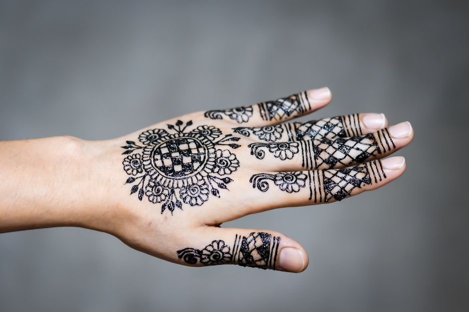 Fusion arabic Mehndi Design