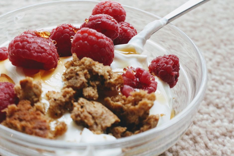 Healthy yoghurt with berries